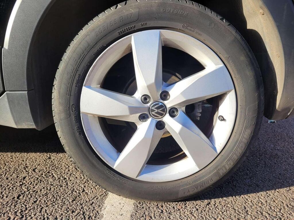 
								2021 Volkswagen T-Cross 1.0 TSI SEL full									