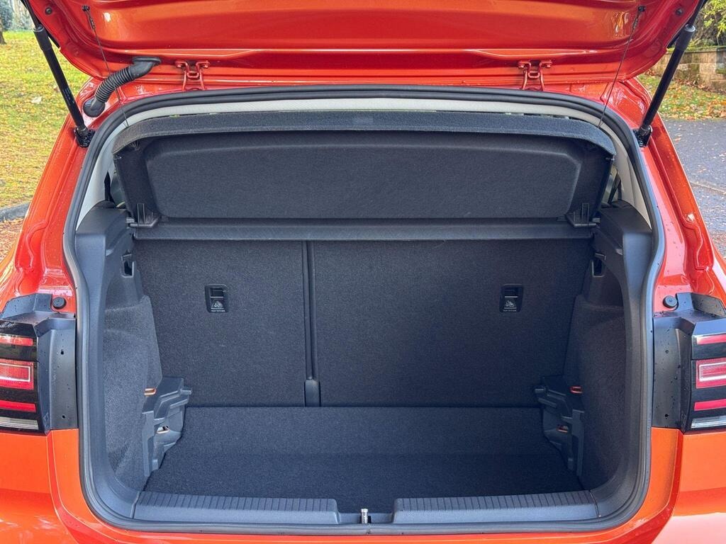 
								2021 Volkswagen T-Cross 1.0 TSI United DSG full									