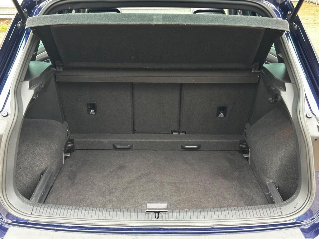 
								2016 Volkswagen Tiguan2.0 TDI BlueMotion Tech R-Line DSG 4Motion full									