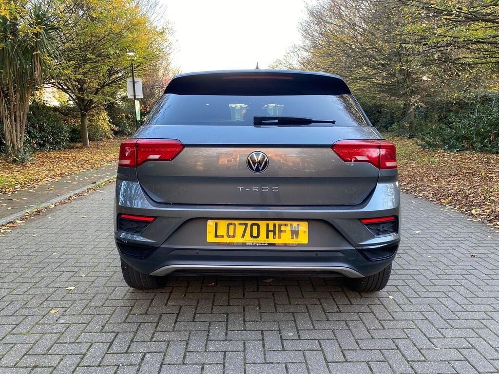 
								2021 Volkswagen T-Roc 1.5 TSI EVO Black Edition DSG full									