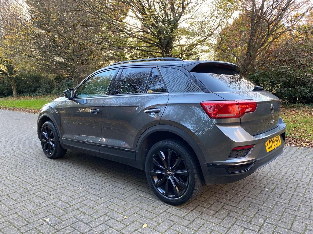
								2021 Volkswagen T-Roc 1.5 TSI EVO Black Edition DSG full									