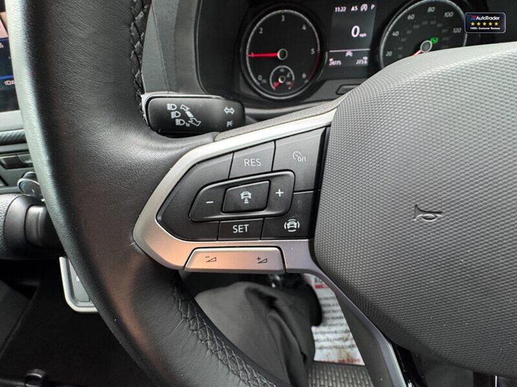 
								2023 AUTO Crew Cab SWB L1H1 T32 TDI Kombi Highline Auto full									