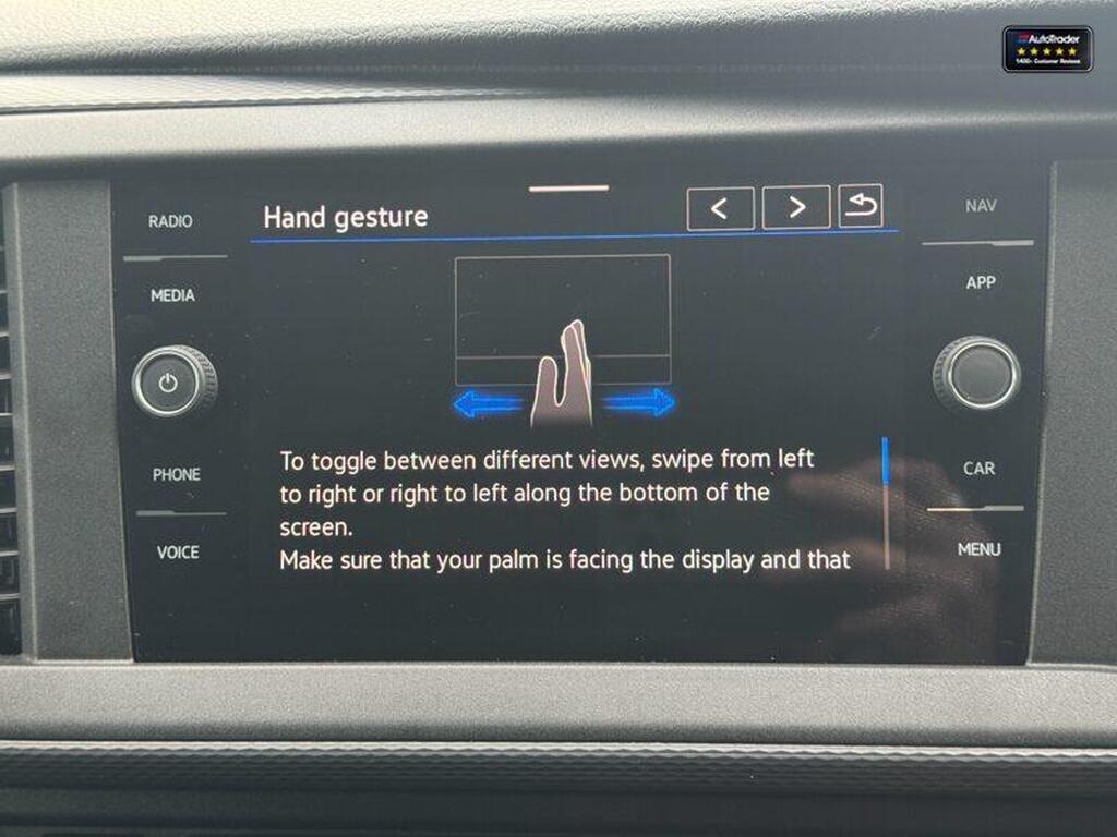 
								2023 AUTO Crew Cab SWB L1H1 T32 TDI Kombi Highline Auto full									