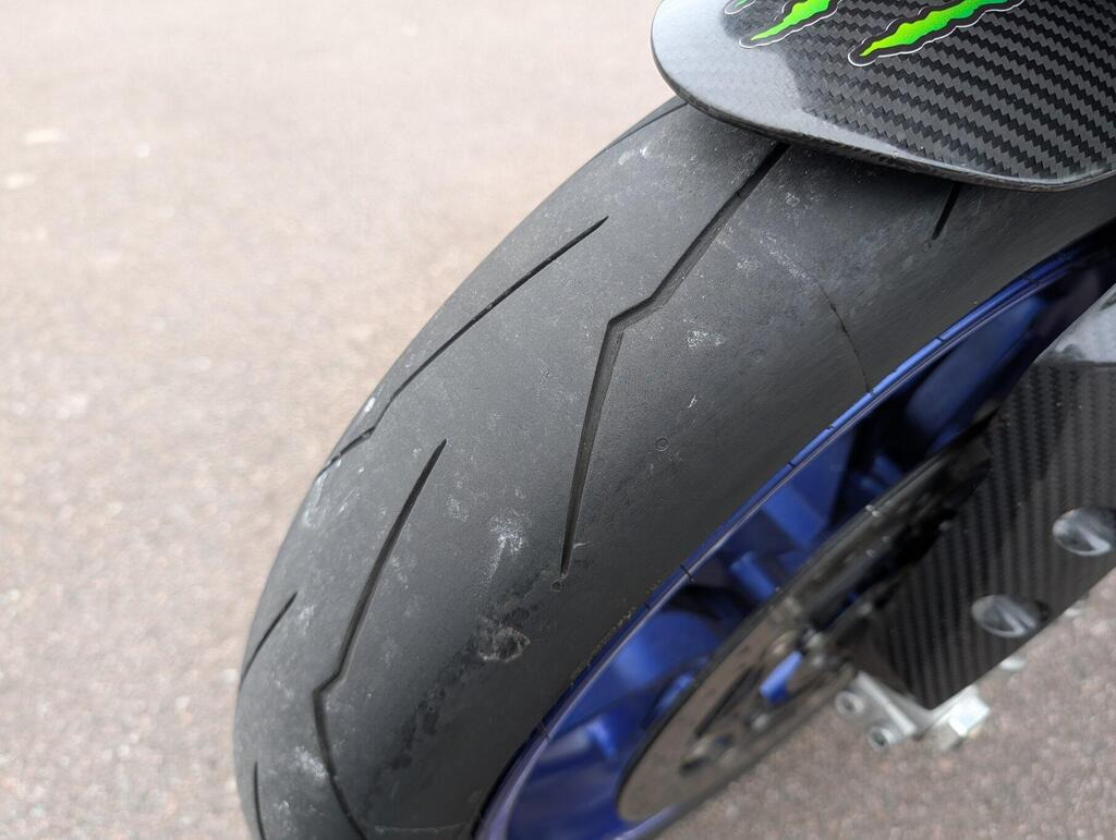 
								2016 Yamaha R1M 998cc full									