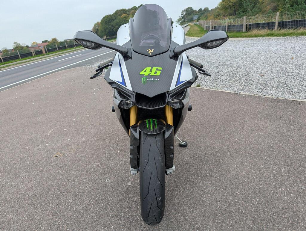 2016 Yamaha R1M 998cc