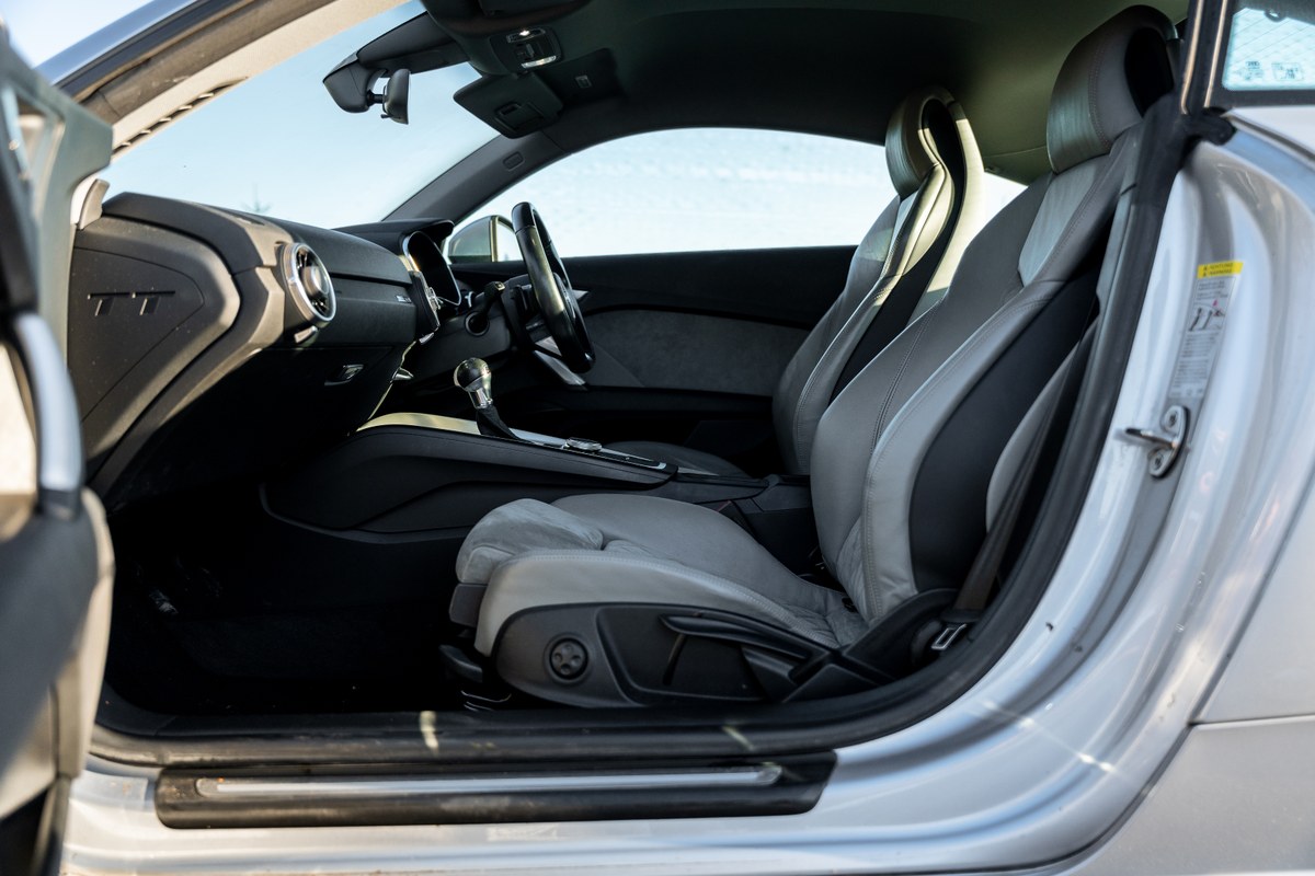 
								2016 Audi TT 2.0 TFSI full									