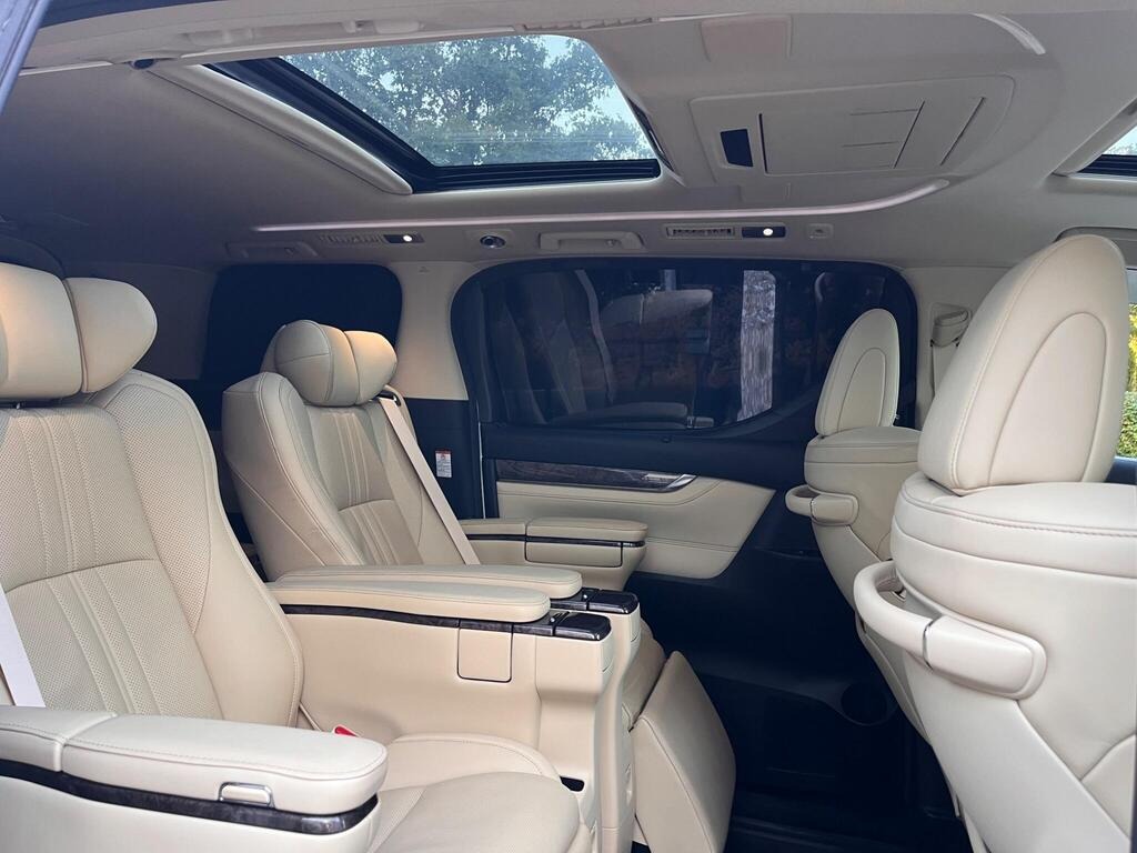 
								2021 Toyota Alphard 2.5 HYBRID EXECUTIVE LOUNGE TWINSUNROOF full									