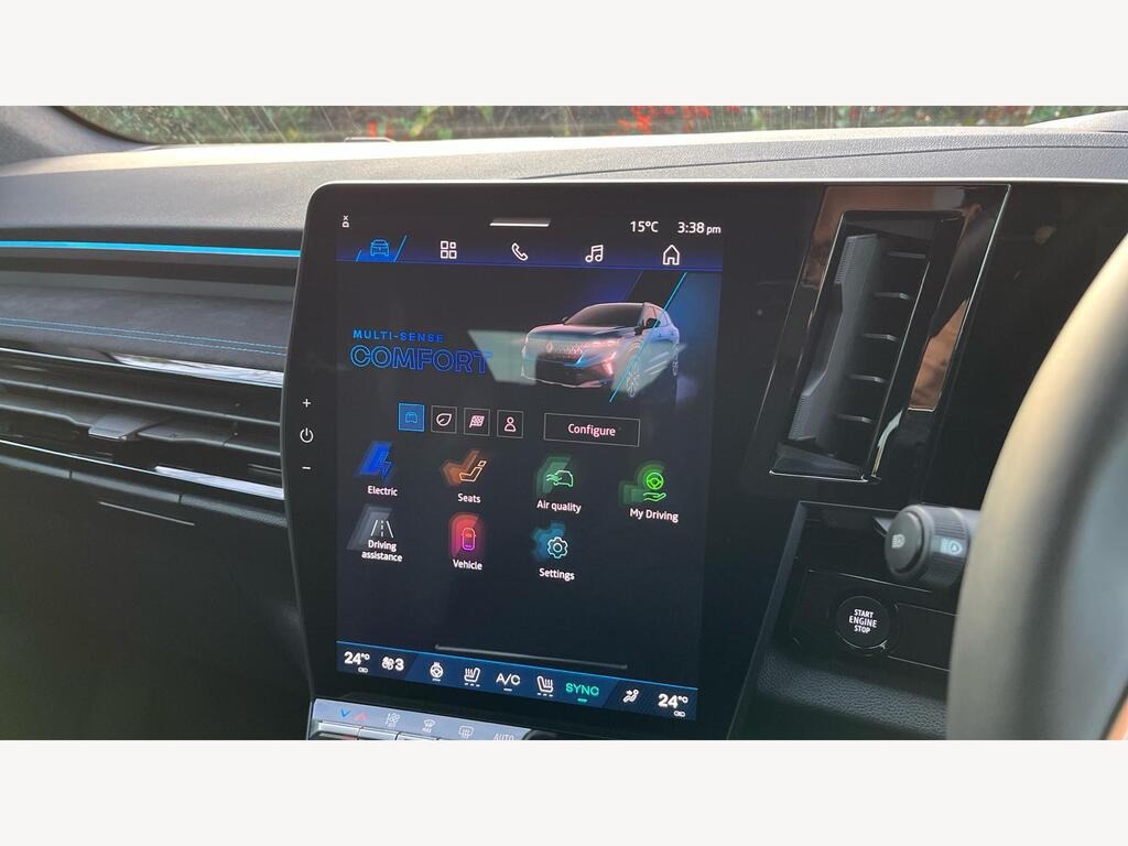 
								2025 Renault Austral 1.2 E-TECH techno esprit Alpine full									