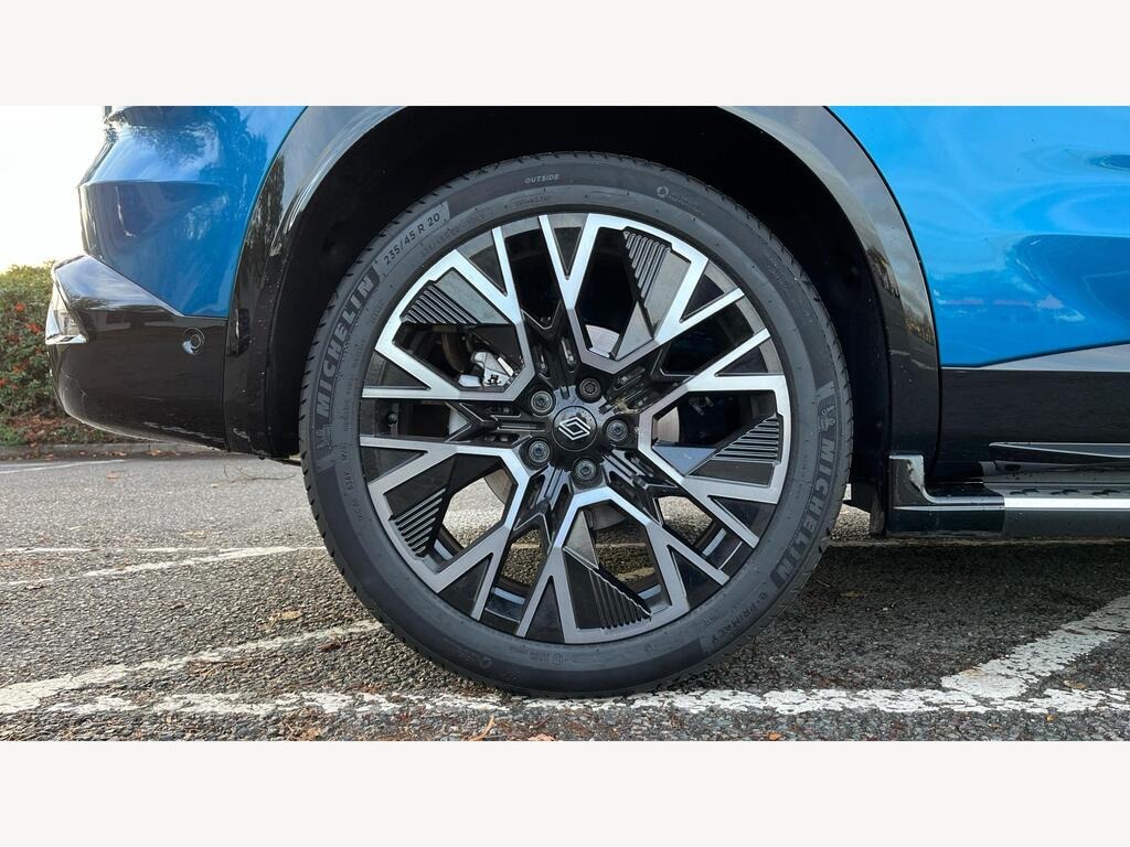 
								2025 Renault Austral 1.2 E-TECH techno esprit Alpine full									