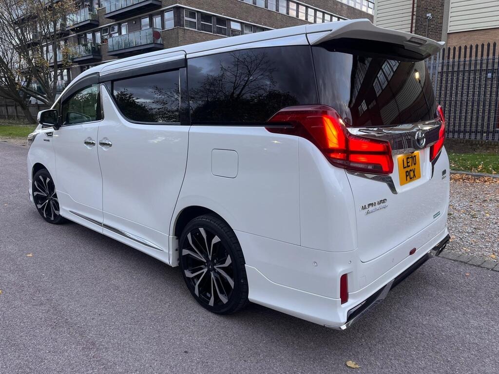 2021 Toyota Alphard 2.5 HYBRID EXECUTIVE LOUNGE TWINSUNROOF