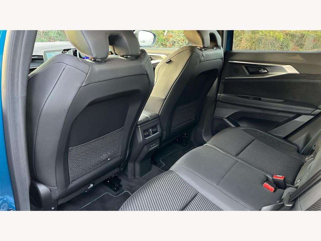 
								2025 Renault Austral 1.2 E-TECH techno esprit Alpine full									