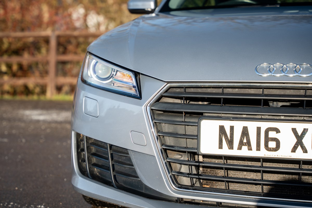 
								2016 Audi TT 2.0 TFSI full									