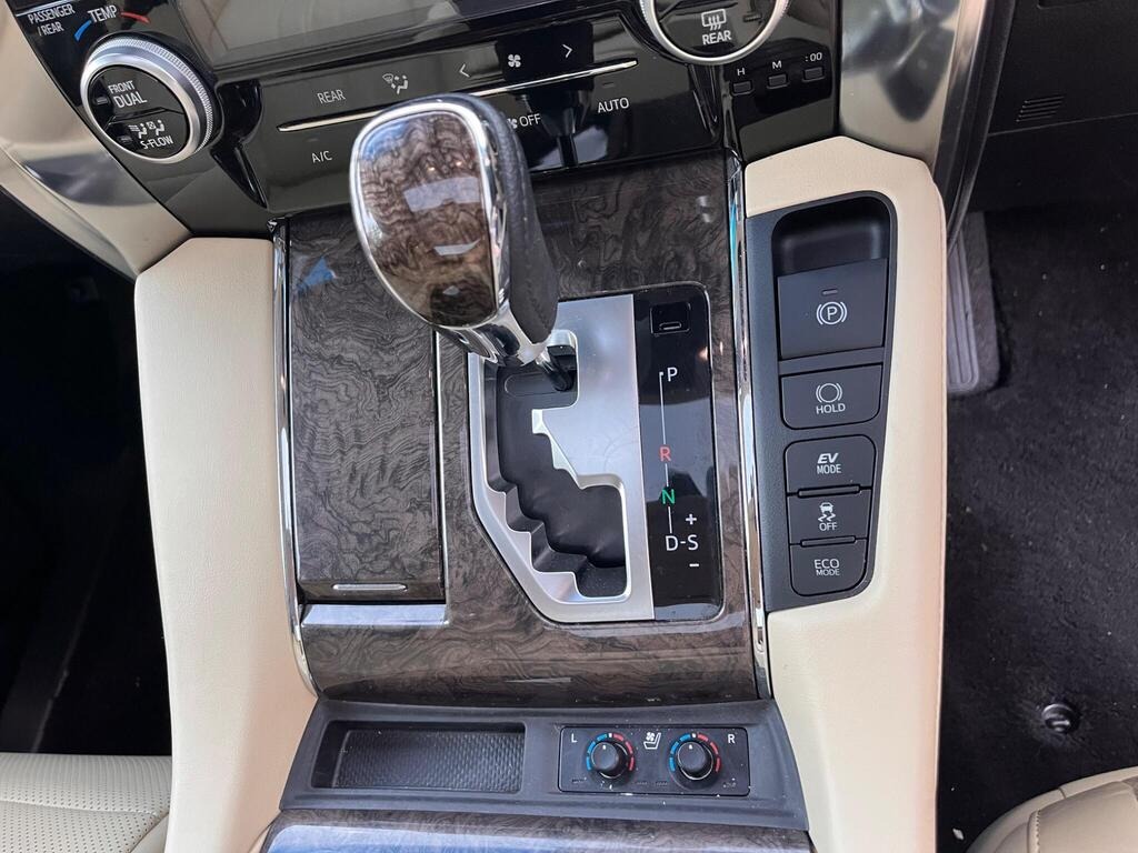 
								2021 Toyota Alphard 2.5 HYBRID EXECUTIVE LOUNGE TWINSUNROOF full									