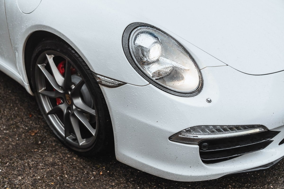 
								2012 Porsche 911.1 Carrera S 991 full									