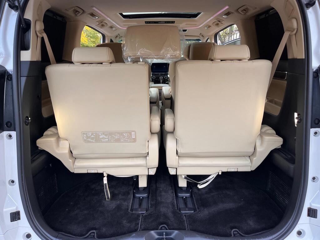 
								2021 Toyota Alphard 2.5 HYBRID EXECUTIVE LOUNGE TWINSUNROOF full									