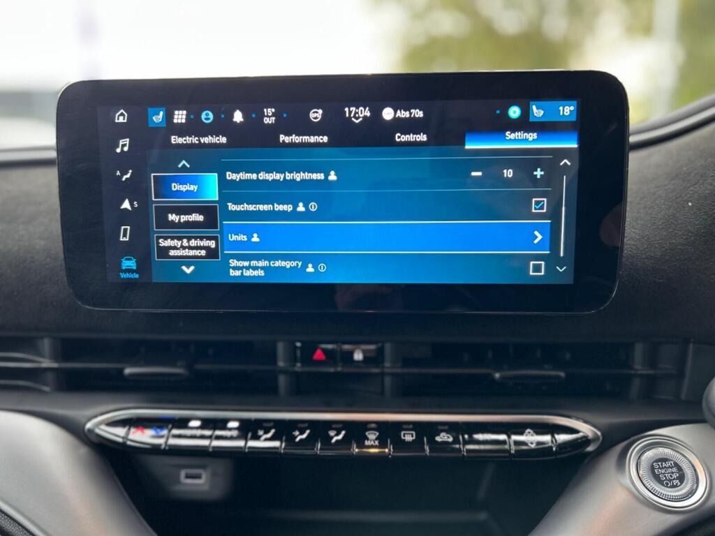 
								2025 Abarth 500 114kW Turismo 42.2kWh full									