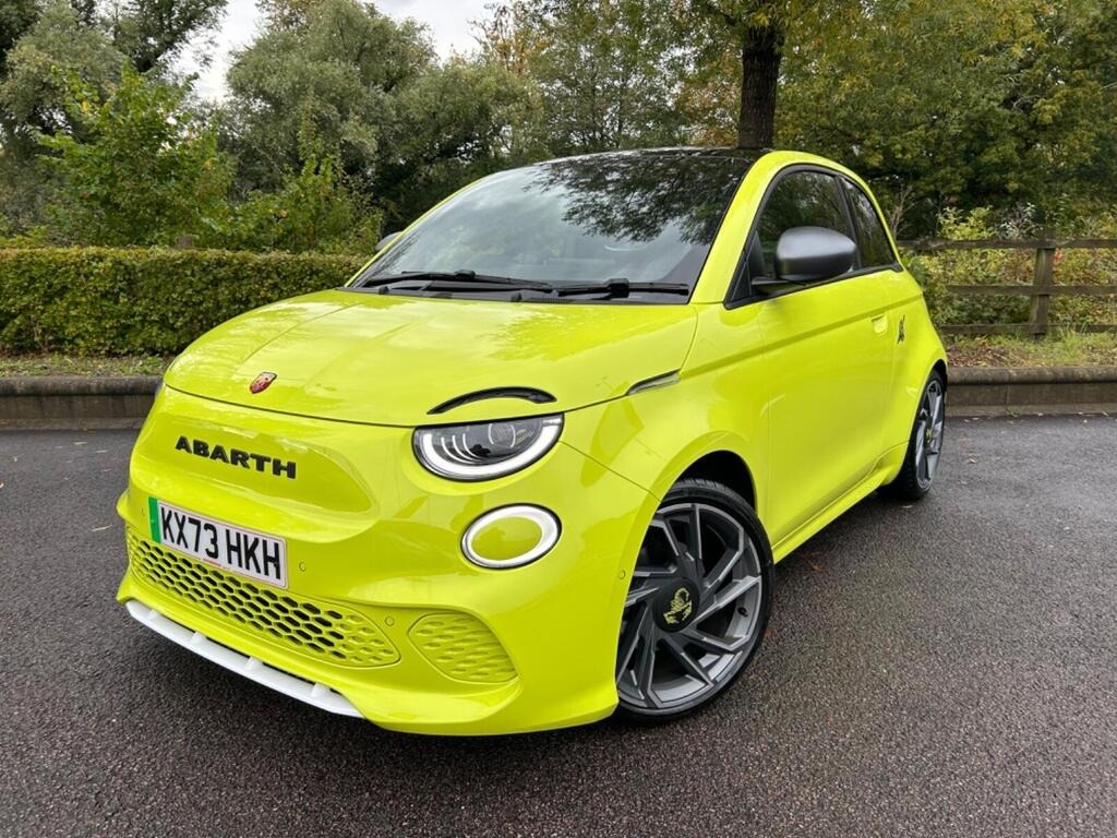 2025 Abarth 500 114kW Turismo 42.2kWh