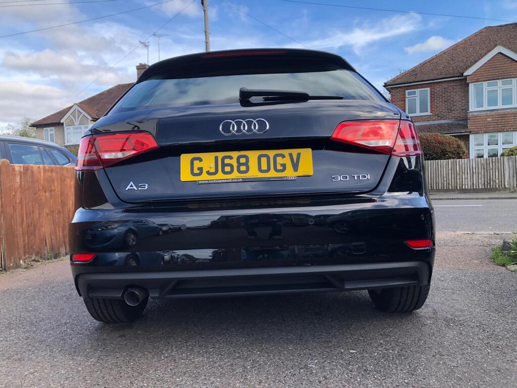 
								2018 Audi A3 1.6 TDI 30 SE Technik Sportback full									