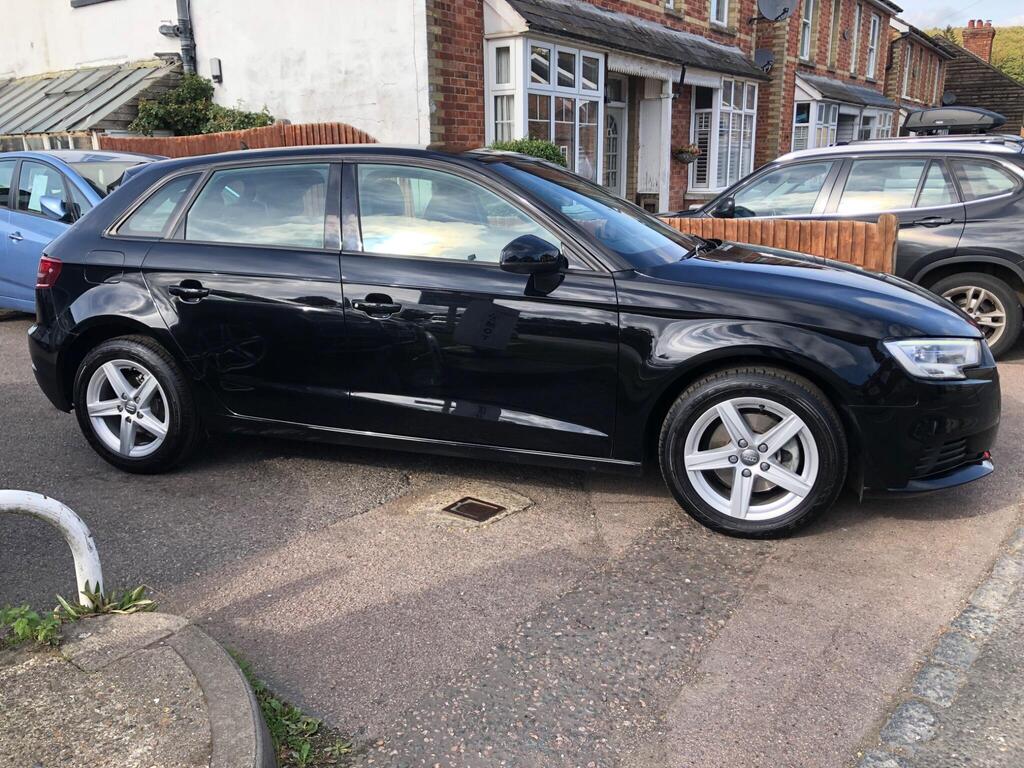 
								2018 Audi A3 1.6 TDI 30 SE Technik Sportback full									