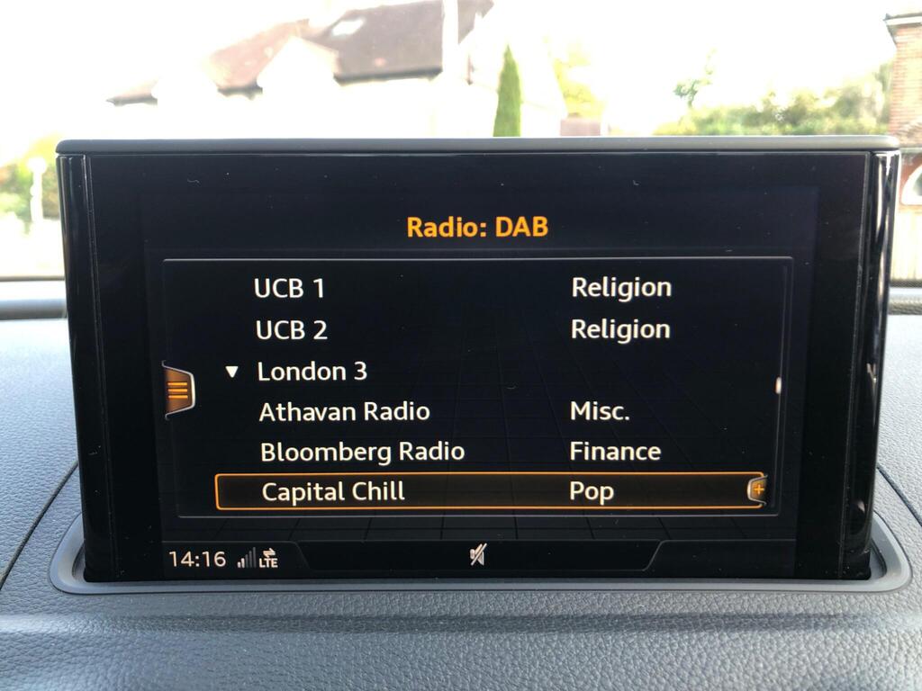 
								2018 Audi A3 1.6 TDI 30 SE Technik Sportback full									