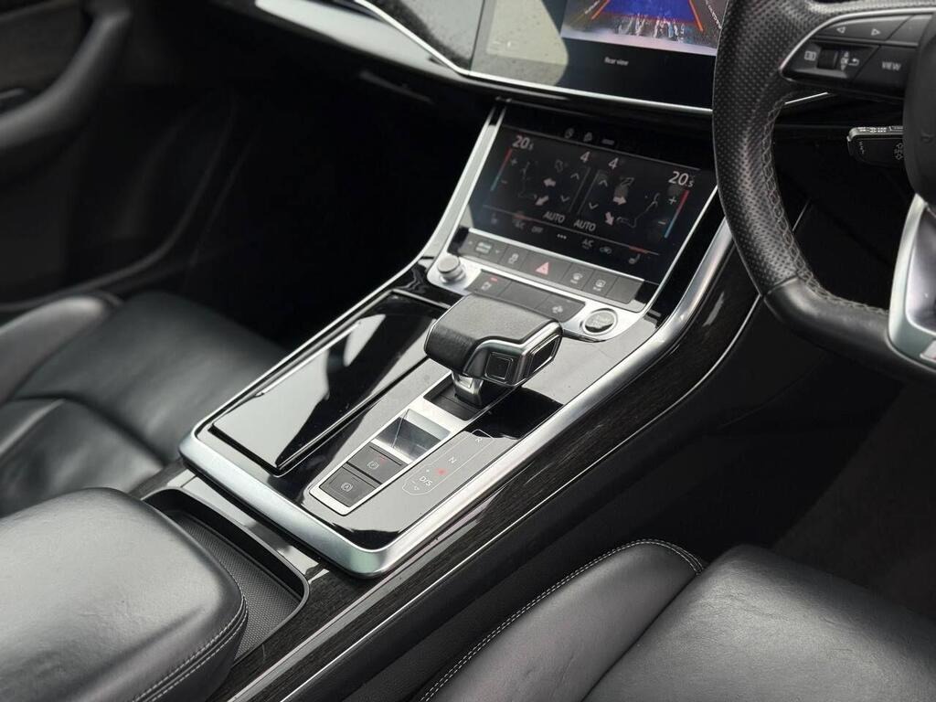 
								2021 Audi Q7 3.0 TFSI V6 55 Black Edition Tiptronic quattro full									