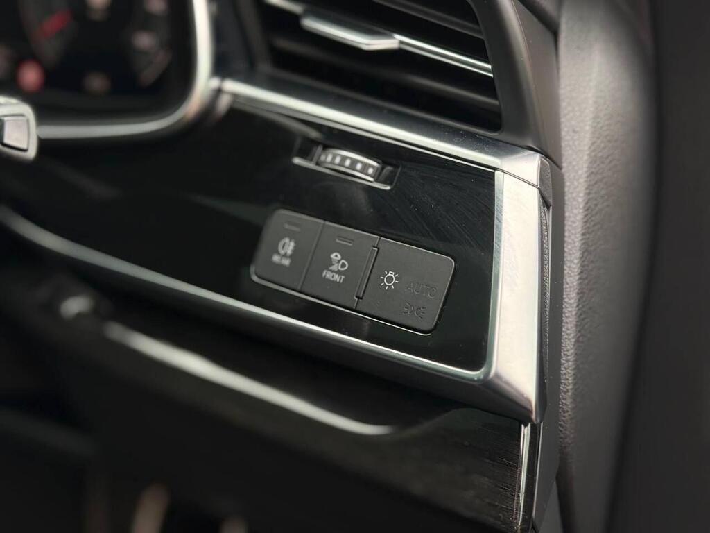 
								2021 Audi Q7 3.0 TFSI V6 55 Black Edition Tiptronic quattro full									