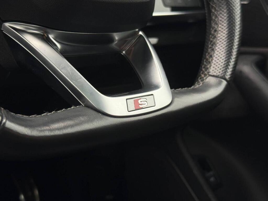 
								2021 Audi Q7 3.0 TFSI V6 55 Black Edition Tiptronic quattro full									