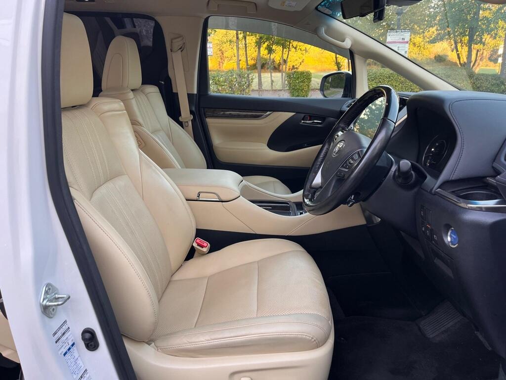 
								2021 Toyota Alphard 2.5 HYBRID EXECUTIVE LOUNGE TWINSUNROOF full									