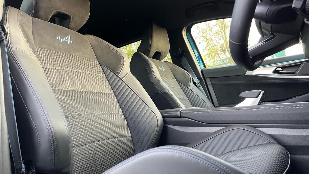 
								2025 Renault Austral 1.2 E-TECH techno esprit Alpine full									