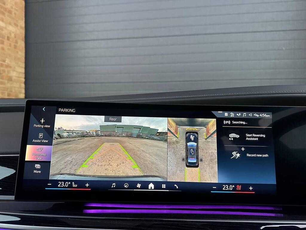 
								2023 BMW 7 Series 3.0 750e 22.1kWh M Sport Auto xDrive full									