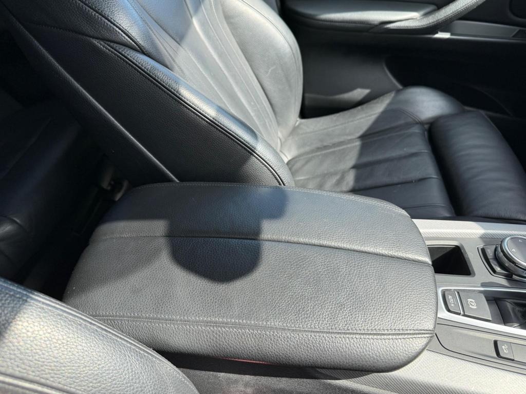 
								2015 BMW X5 3.0 40d M Sport full									