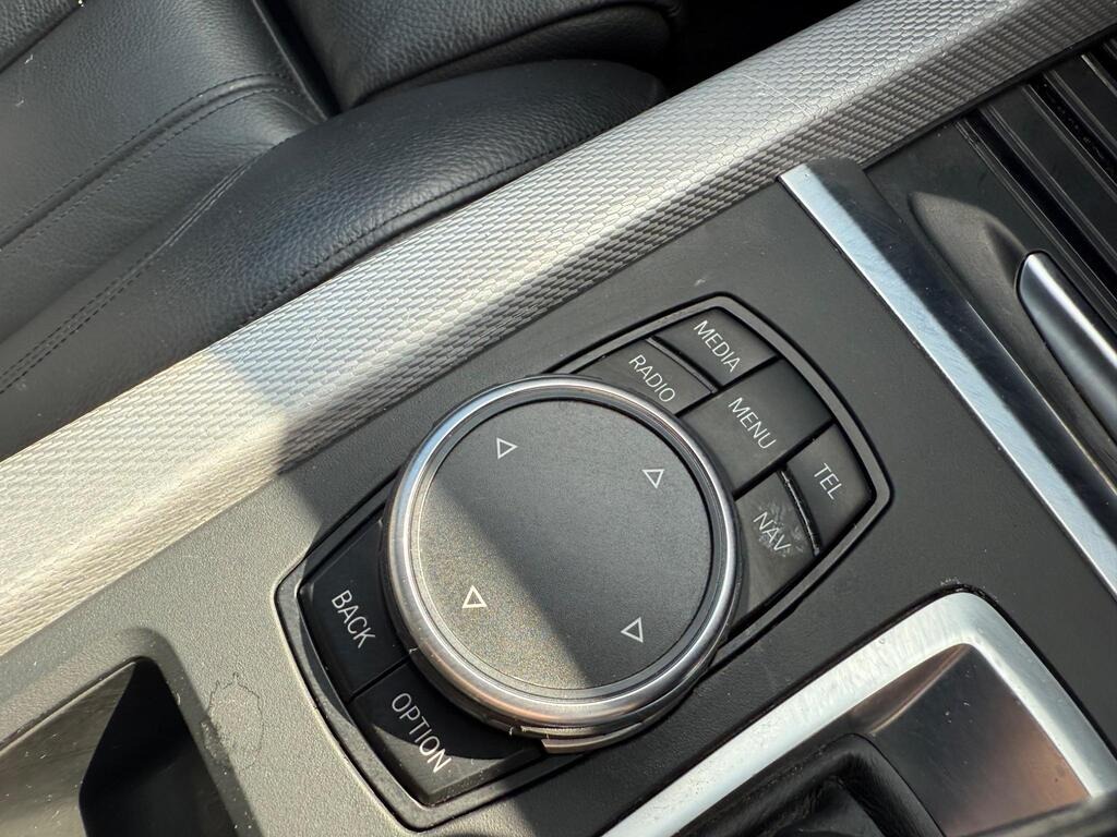 
								2015 BMW X5 3.0 40d M Sport full									