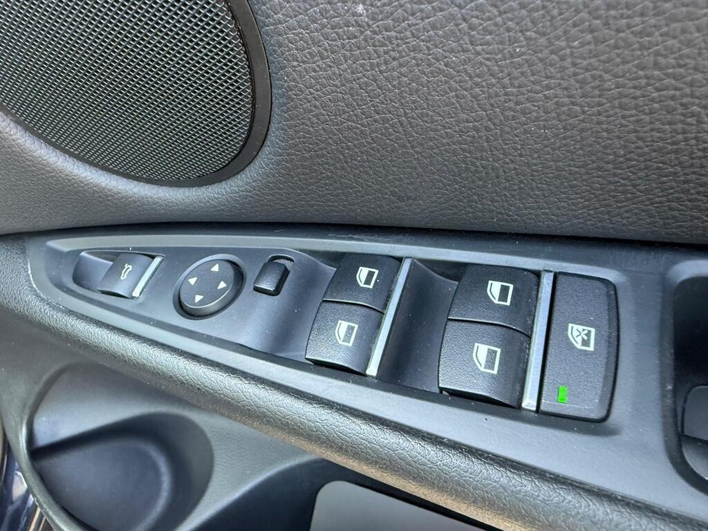 
								2015 BMW X5 3.0 40d M Sport full									