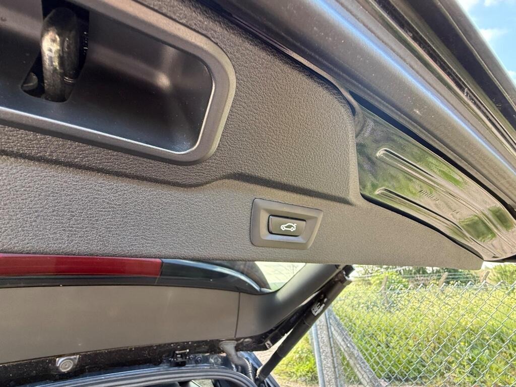 
								2015 BMW X5 3.0 40d M Sport full									