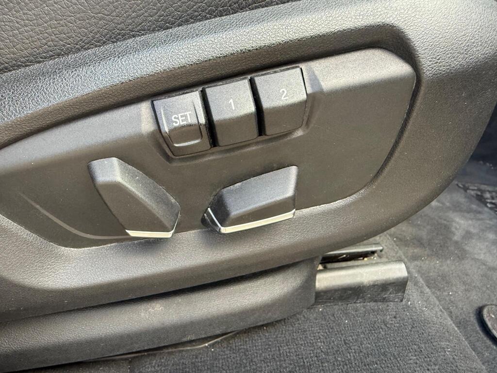 
								2015 BMW X5 3.0 40d M Sport full									