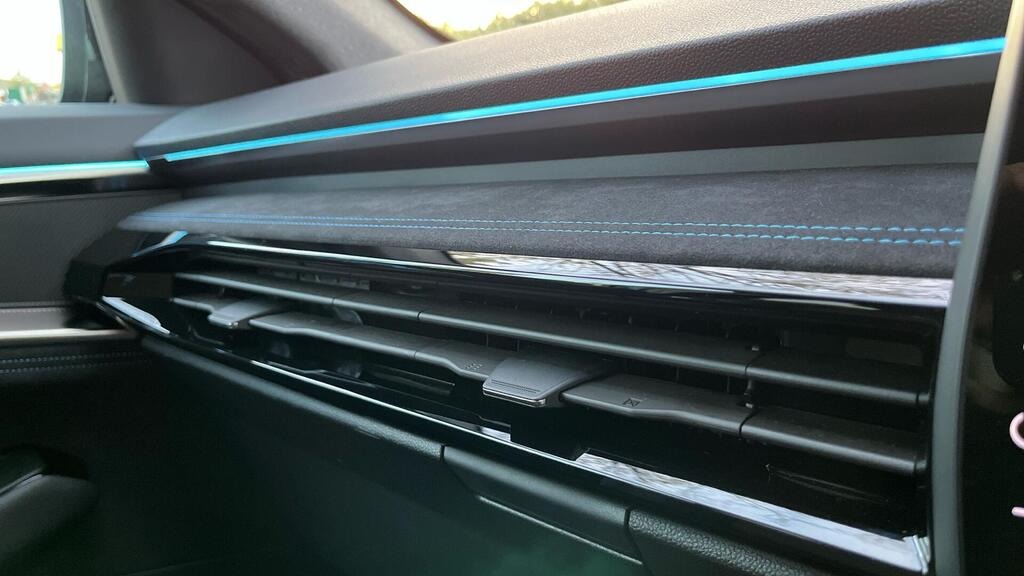 
								2025 Renault Austral 1.2 E-TECH techno esprit Alpine full									