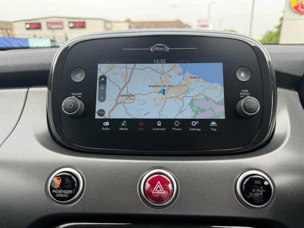 
								2023 Fiat 500X 1.5 130 MHEV DDCT Sport full									