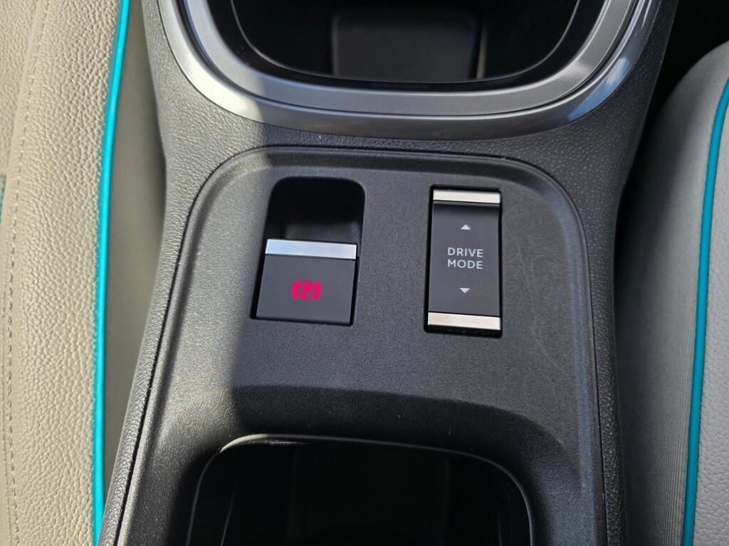 
								2024 Fiat 600e 54kWh La Prima full									