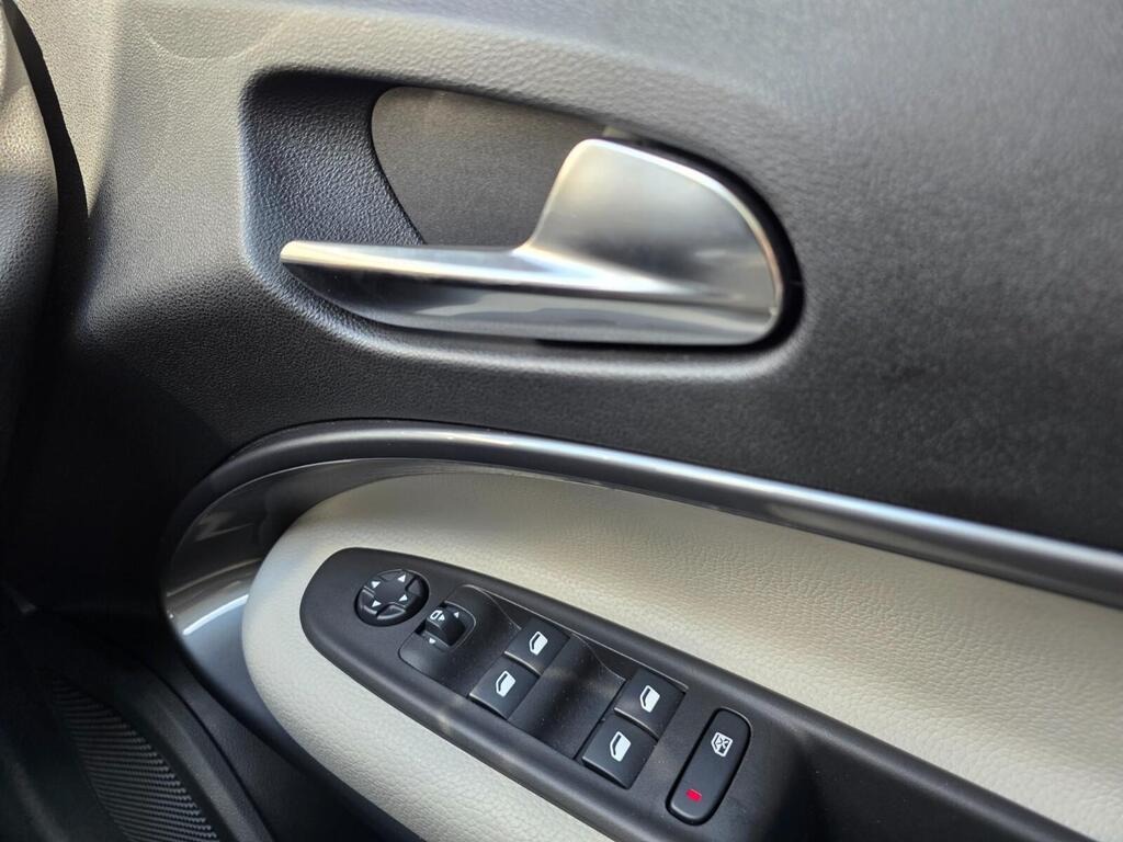 
								2024 Fiat 600e 54kWh La Prima full									