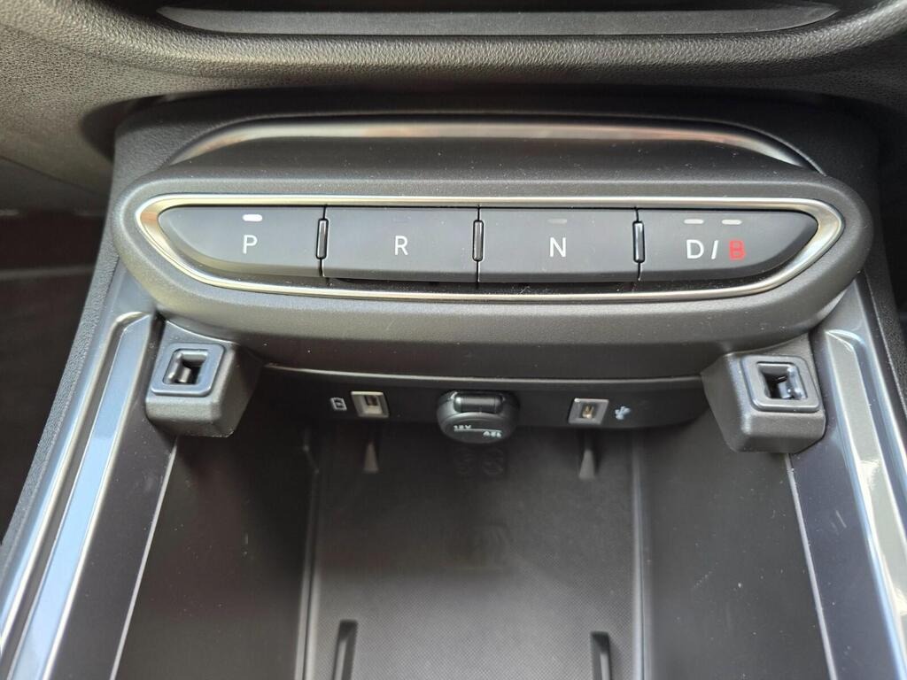 
								2024 Fiat 600e 54kWh La Prima full									