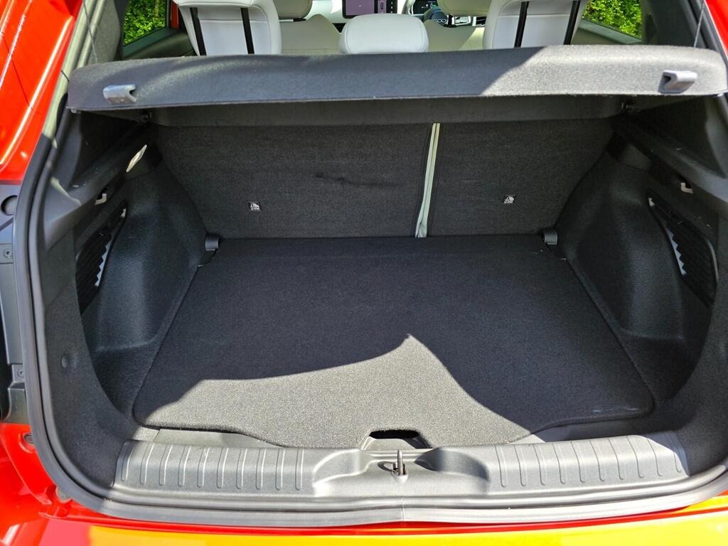 
								2024 Fiat 600e 54kWh La Prima full									