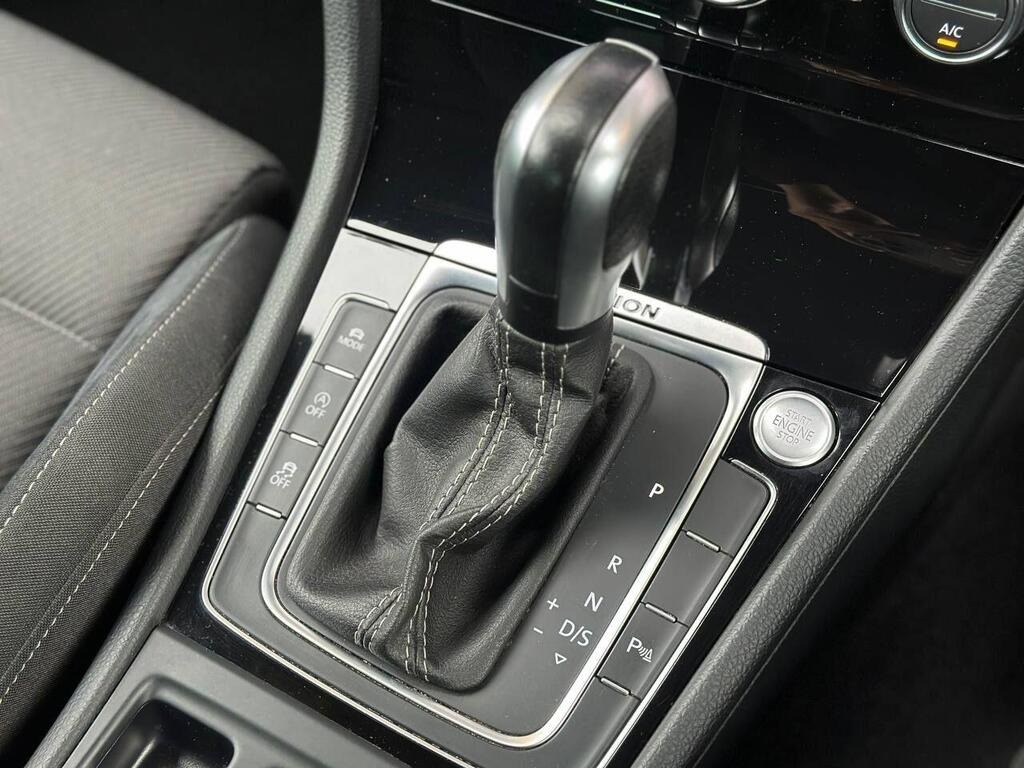 
								2019 Volkswagen Golf 2.0 TSI R DSG 4Motion full									