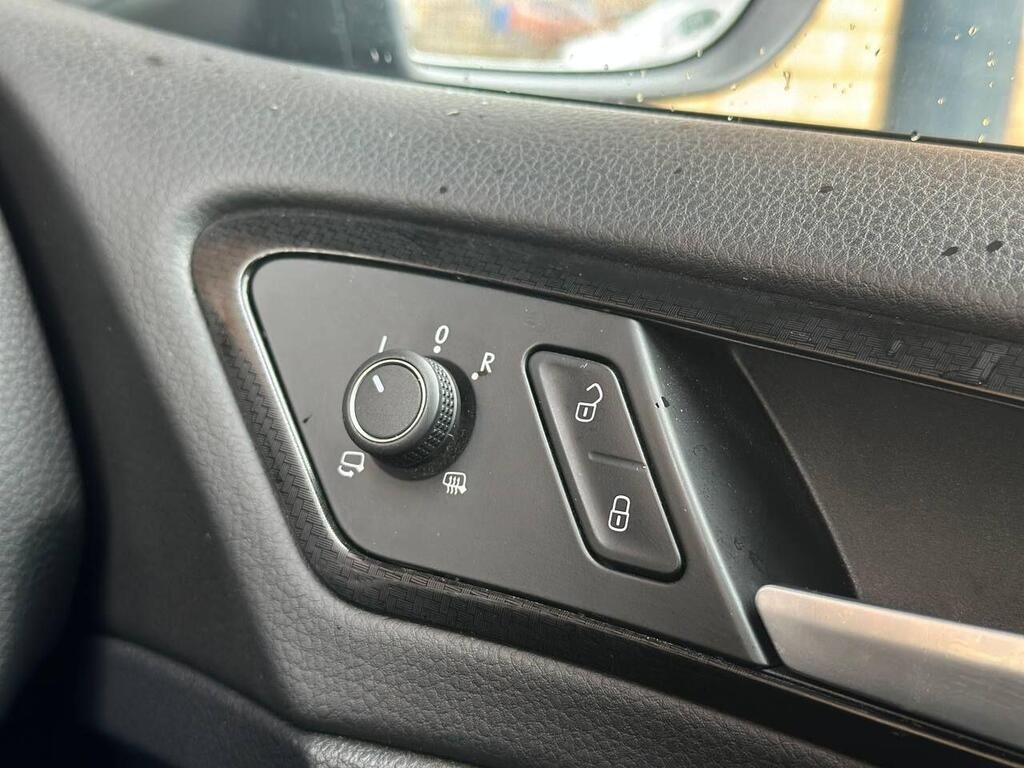 
								2019 Volkswagen Golf 2.0 TSI R DSG 4Motion full									