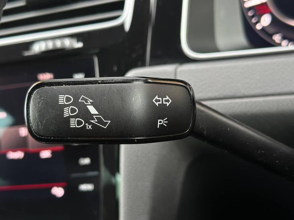 
								2019 Volkswagen Golf 2.0 TSI R DSG 4Motion full									