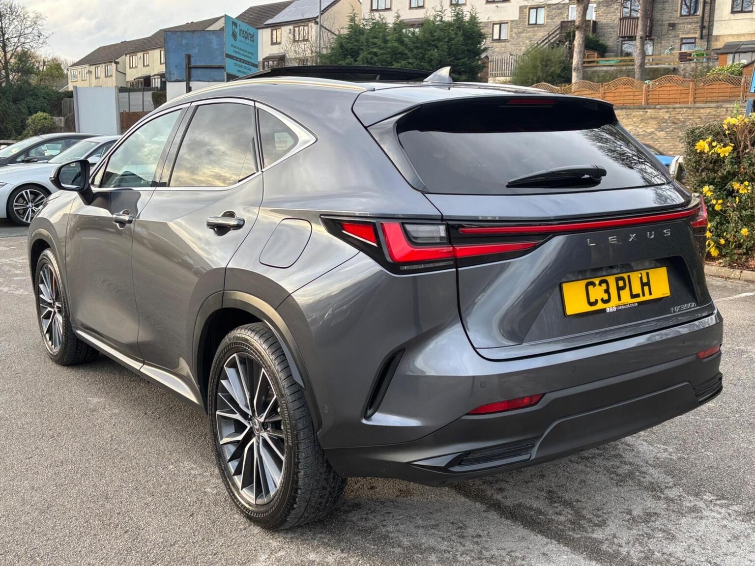 2023 LEXUS NX SUV 2.5 350h Takumi E-CVT 4WD
