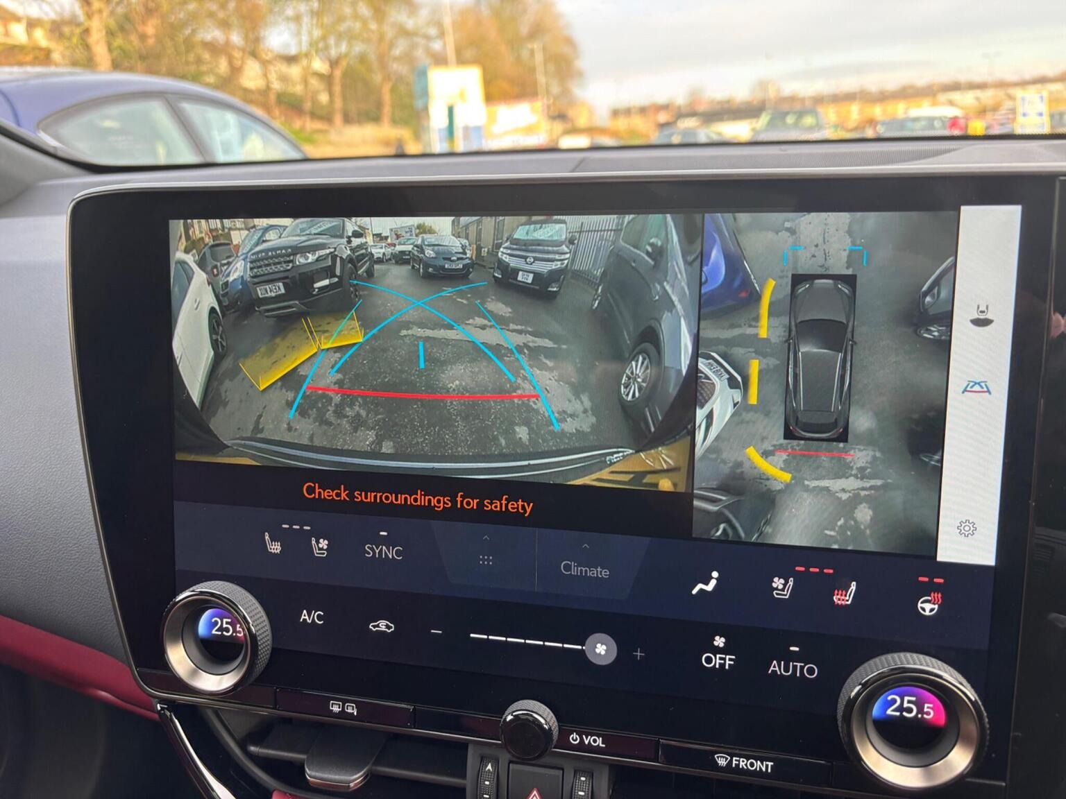 
								2023 LEXUS NX SUV 2.5 350h Takumi E-CVT 4WD full									