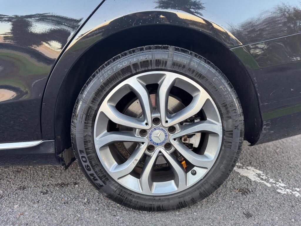 
								2018 Mercedes-Benz C Class Automatic Diesel full									