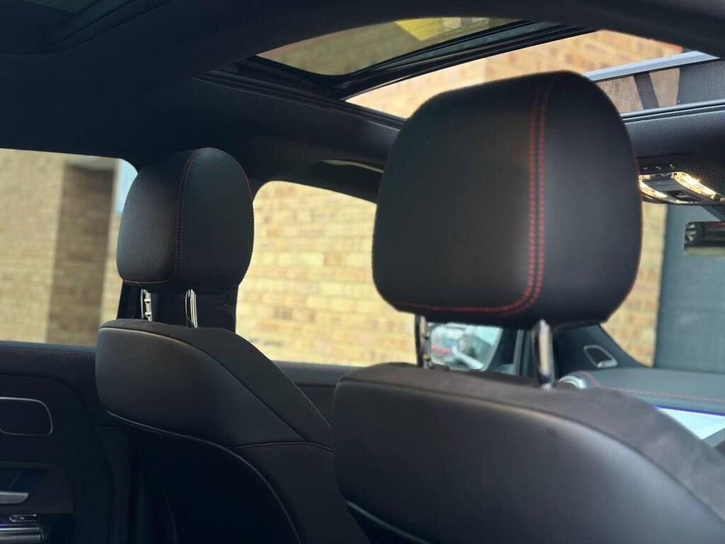 
								2021 Mercedes-Benz EQA EQA 250 66.5kWh AMG Line full									