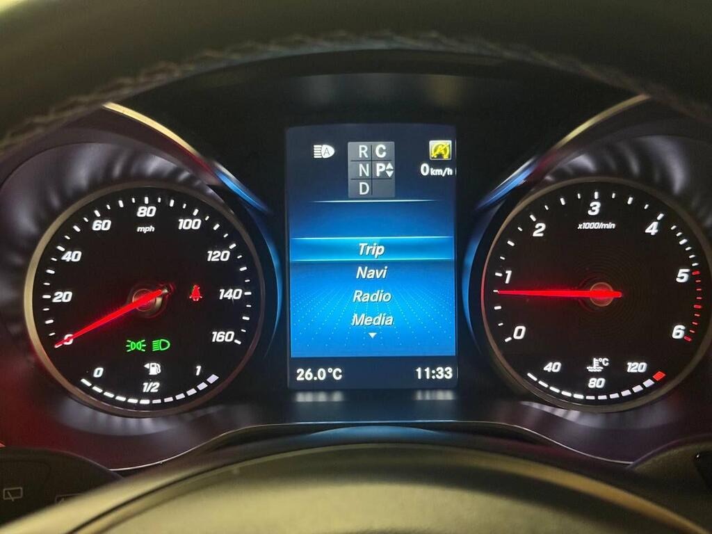 
								2023 Mercedes-Benz V Class 2.0 V300d AMG Line G-Tronic+ full									