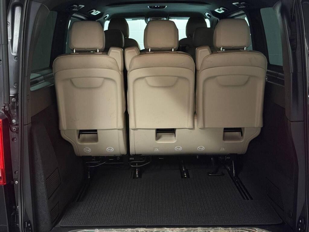 
								2023 Mercedes-Benz V Class 2.0 V300d AMG Line G-Tronic+ full									